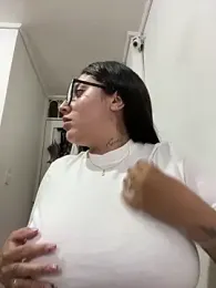 croftsmila webcam model stream image