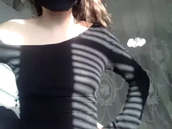 Mia_8 webcam model stream image