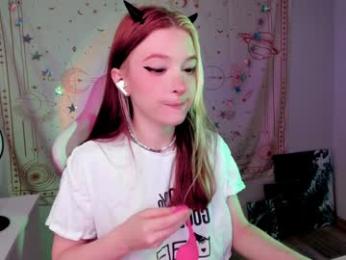 pocketrocket_ webcam model stream image