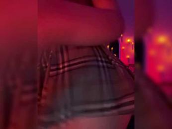 Nestyzz webcam bongacams model stream image