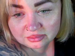 zarareign webcam model stream image