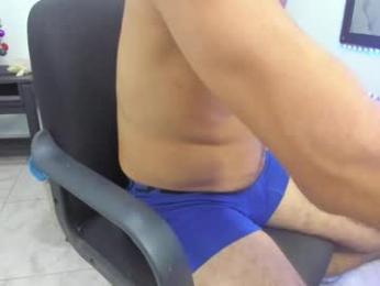 sofi_and_santy webcam model stream image