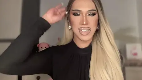 Barbara-Sprouse webcam model stream image