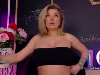 deeadiamond webcam chaturbate model stream image