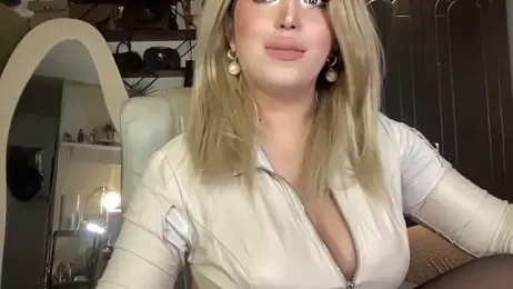 BigDominaMia webcam model stream image