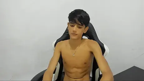 Cris_curry02 webcam model stream image