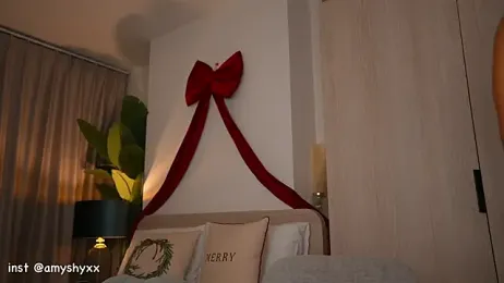 AmyLuxe webcam model stream image