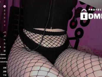 qwertikcam webcam model stream image