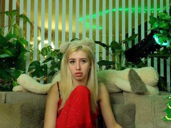 FlowwwerGirl webcam bongacams model stream image