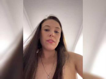 Potifays webcam bongacams model stream image