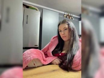 Potifays webcam bongacams model stream image