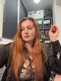 CandyShoopp webcam stripchat model stream image