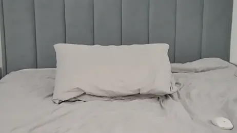 IrisMonn webcam model stream image