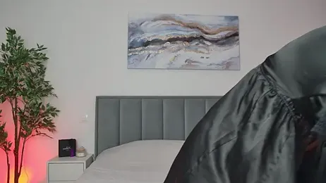 IrisMonn webcam stripchat model stream image