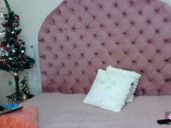 hazel_agata webcam model stream image