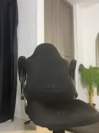 muscle_boyhorny webcam stripchat model stream image