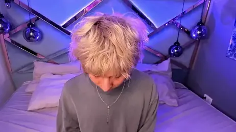 OliIverr22 webcam model stream image