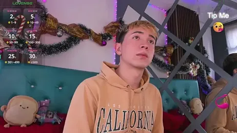 Naughty__Chriss webcam model stream image