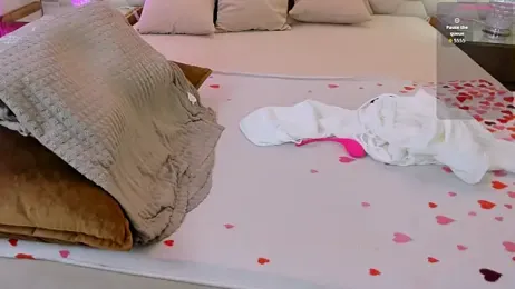 NaughtyLoryy webcam model stream image