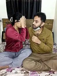 ITZ_GURU webcam model stream image