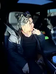 kimmiakiss22 webcam stripchat model stream image