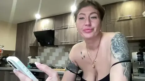 Avtosluts777 webcam model stream image