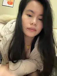 ella-ys webcam model stream image