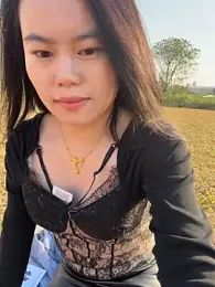 ella-ys webcam model stream image