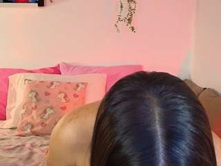 lily-evanss webcam model stream image