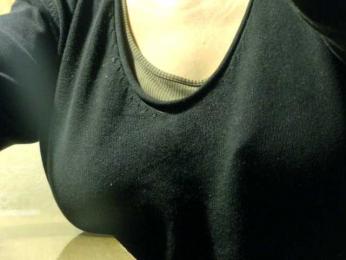 Frummi webcam model stream image