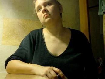 Frummi webcam model stream image