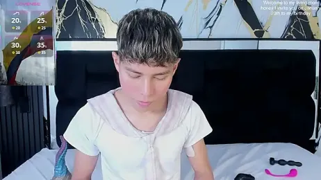 Little_liam webcam model stream image