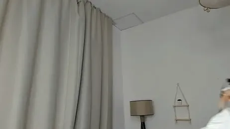 LaureMestler webcam model stream image