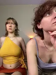 Jitoon_Exe webcam model stream image