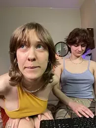 Jitoon_Exe webcam model stream image