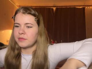 Marci Hutley webcam flirt4free model stream image