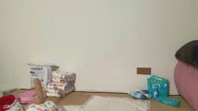 lockednpadded webcam model stream image