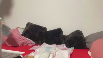 lockednpadded webcam model stream image