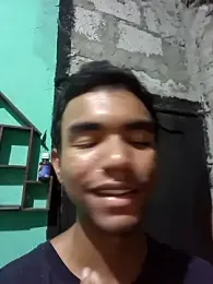 Reynold2608 webcam model stream image