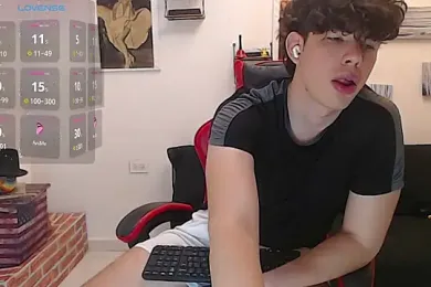 Angelo-cianuro- webcam model stream image