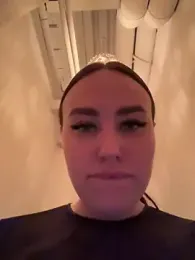 KiraSunshine webcam model stream image