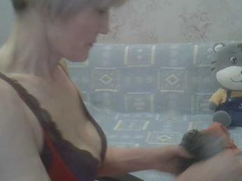 Red-Rose-777 webcam model stream image