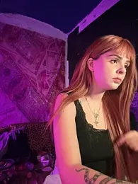 LoganPeny webcam model stream image