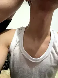 HitShelf webcam stripchat model stream image