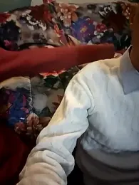 HitShelf webcam model stream image