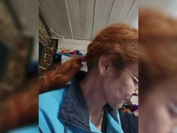 Madam-oss webcam model stream image