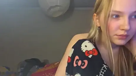 KarinRobertson webcam stripchat model stream image