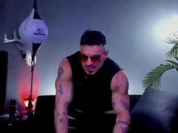 dennis_cox_ webcam model stream image