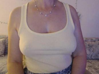 goodSnowQueen webcam model stream image