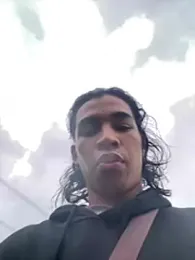 RoomExotic11 webcam model stream image